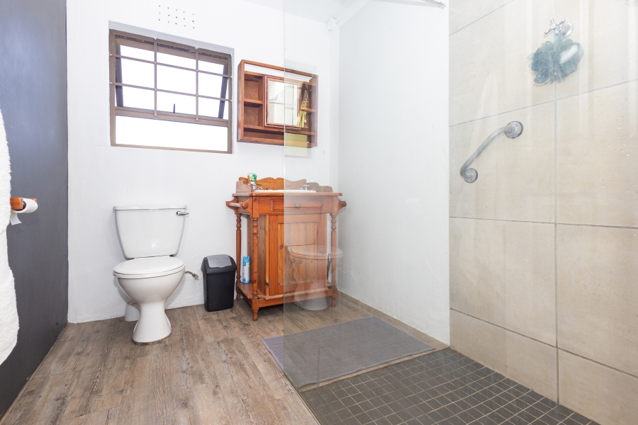 7 Bedroom Property for Sale in Penhill Western Cape